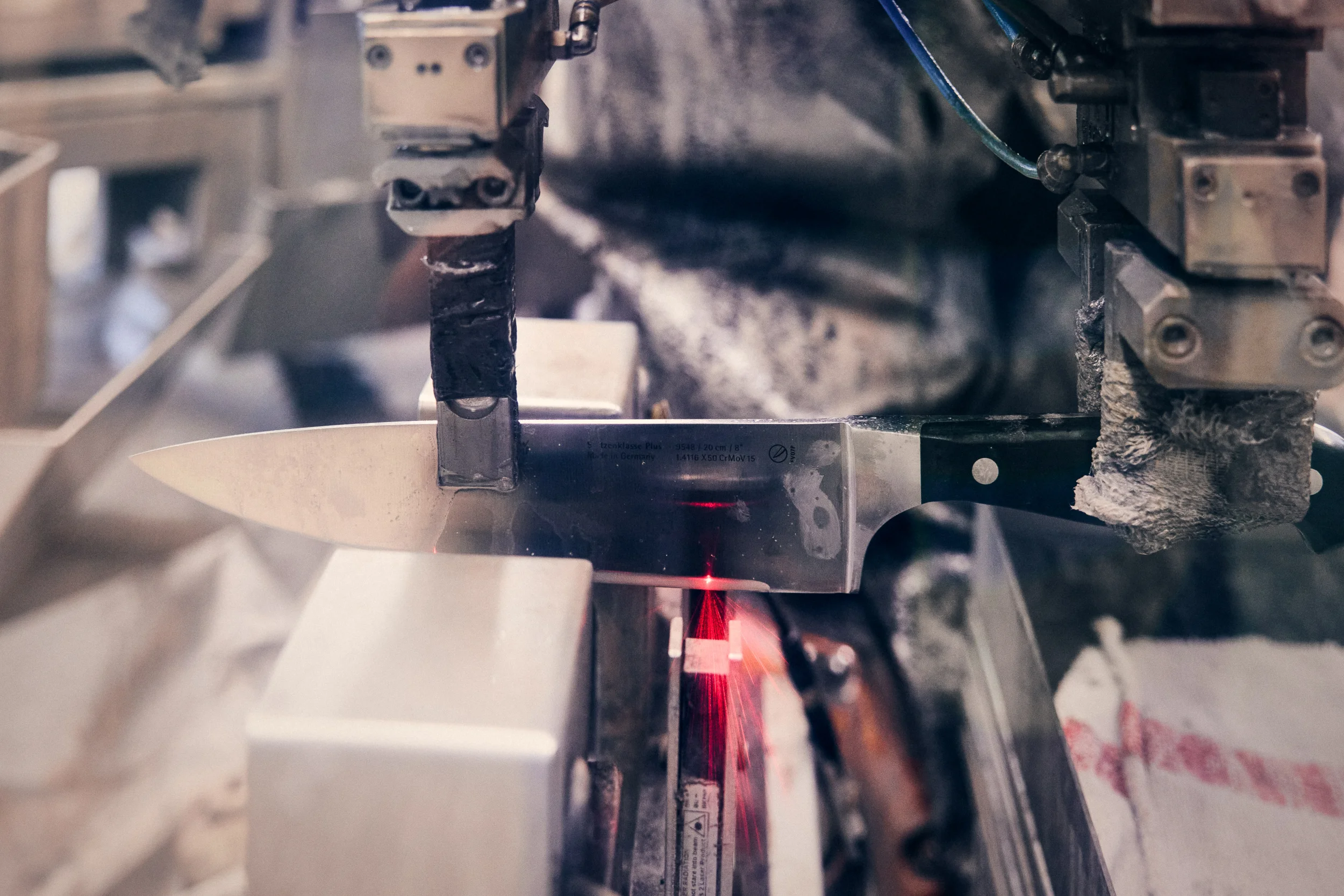 WMF Messerschmiede 26 by Robert Brembeck