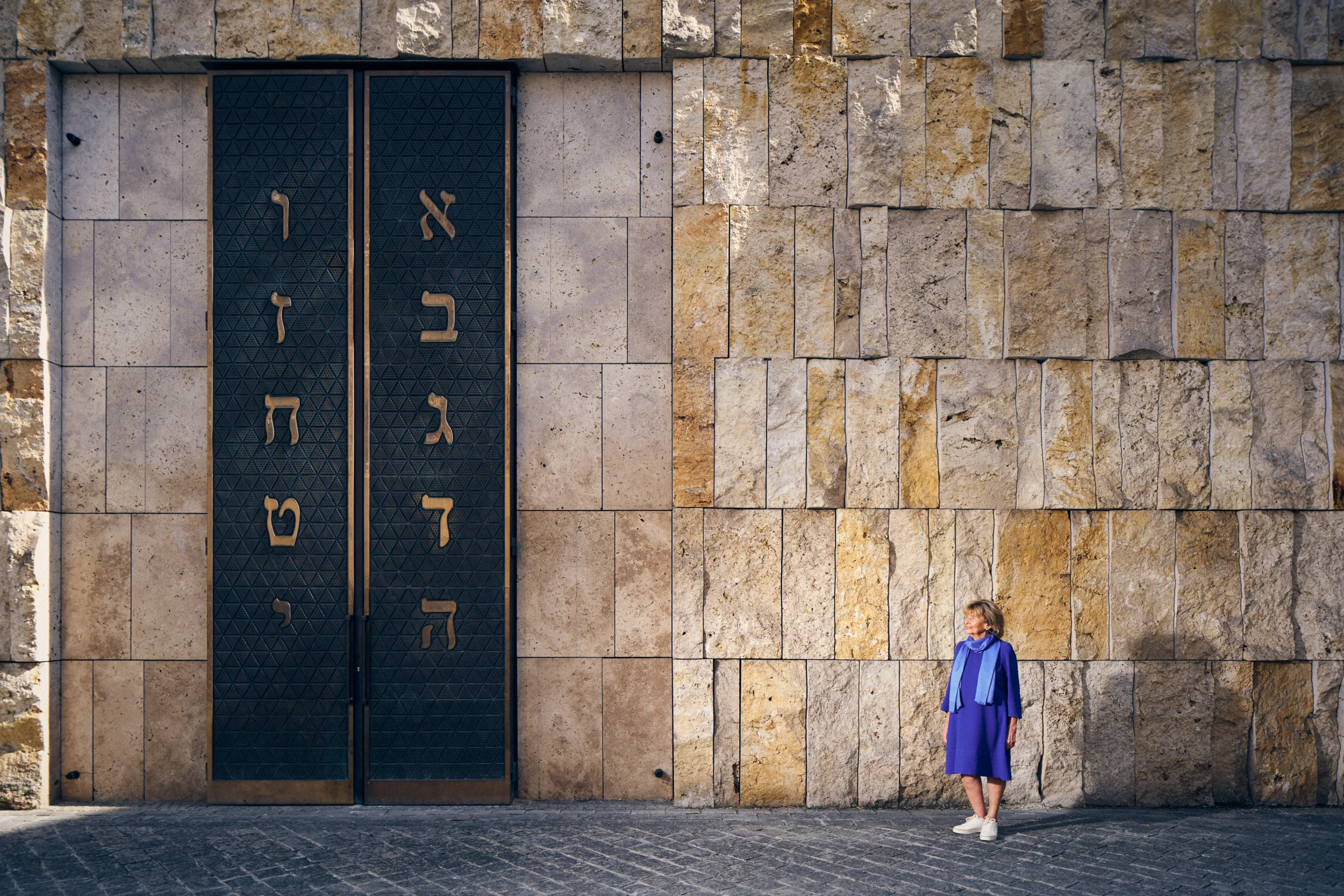 Charlotte Knobloch x Stern 1 by Robert Brembeck