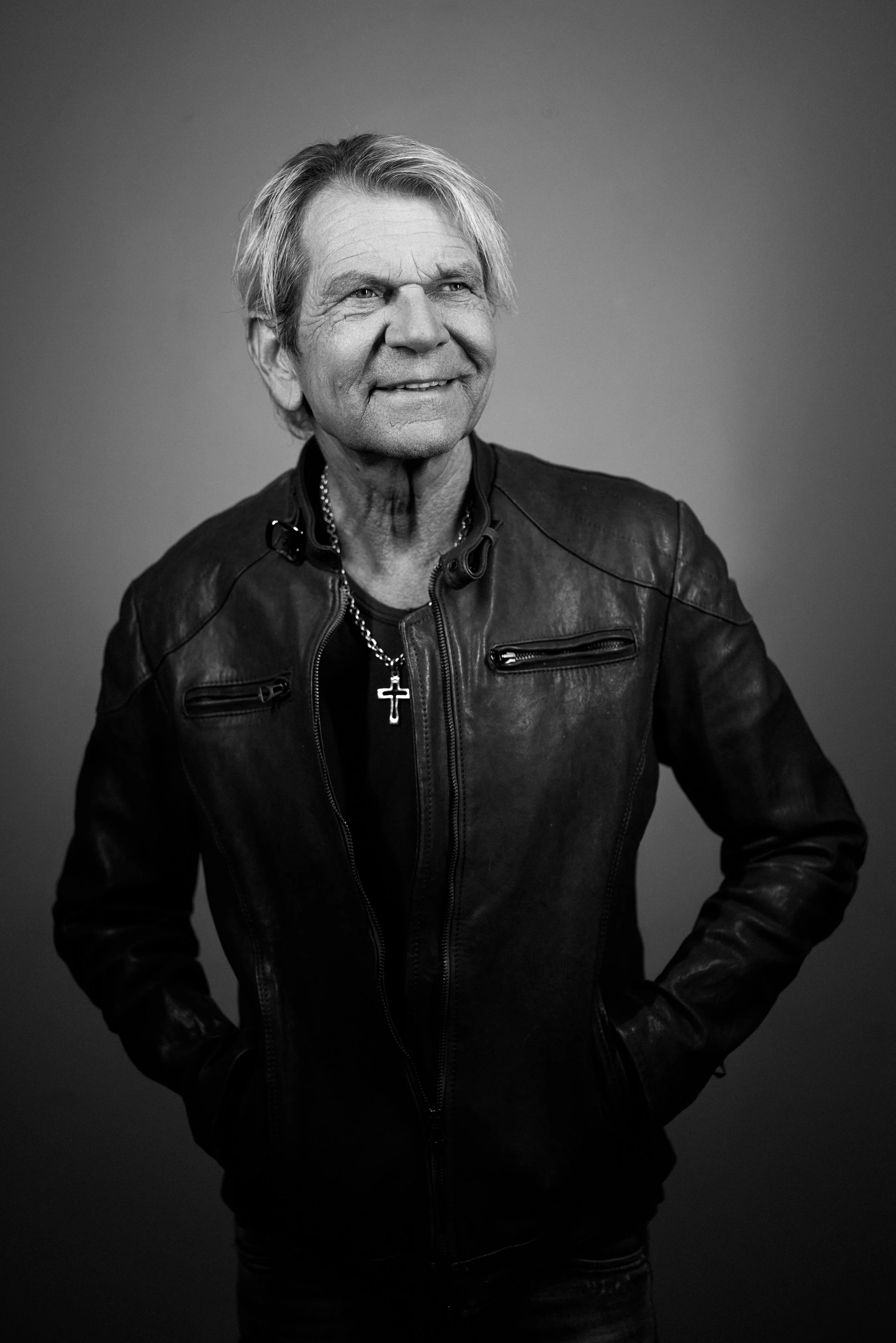 Matthias Reim x Spiegel Magazin 5 by Robert Brembeck