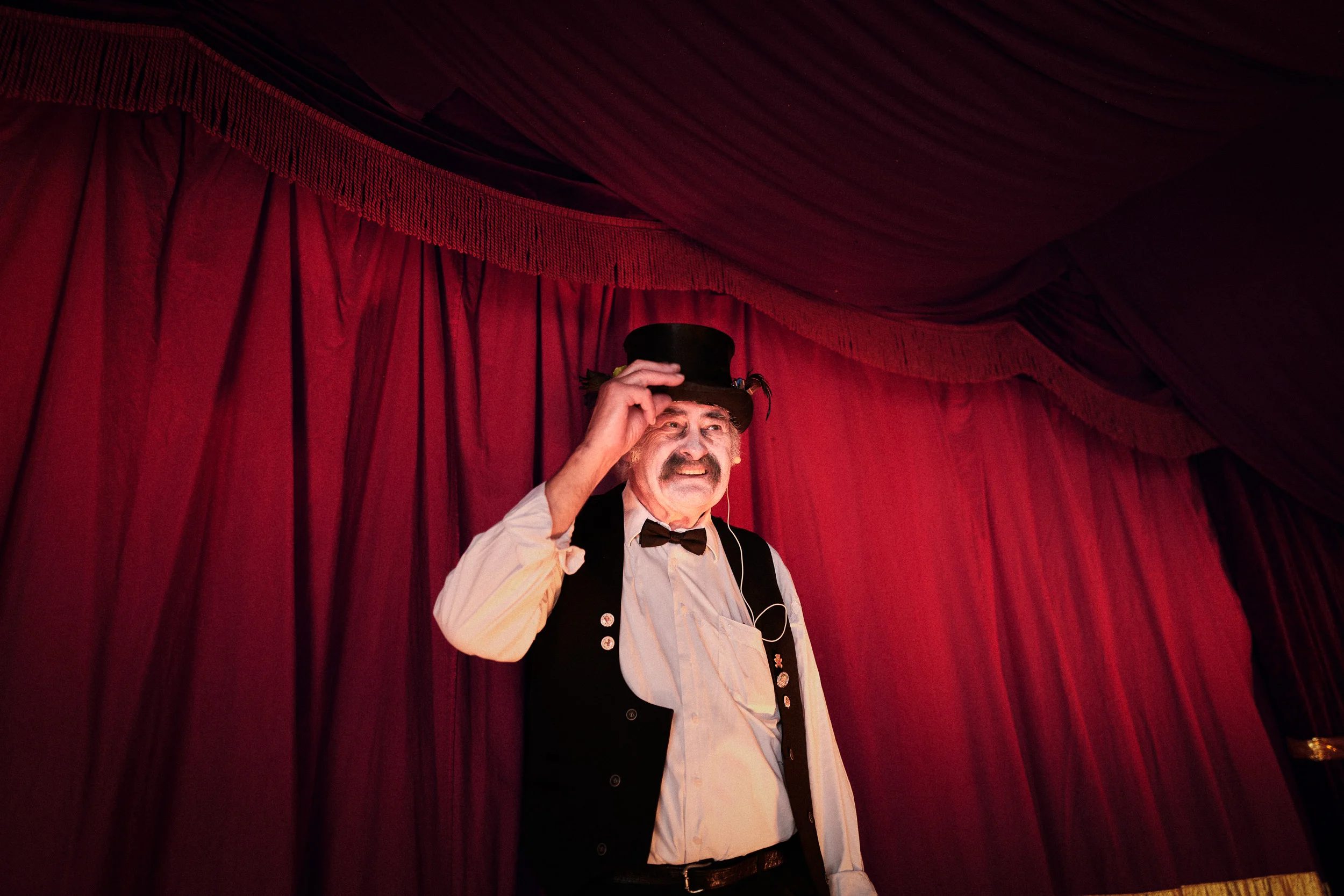 Die Schichtlin x Stern 10 by Robert Brembeck