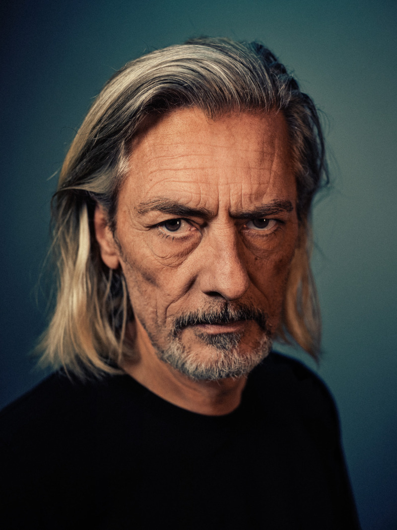 Arno Hummer 25 by Robert Brembeck